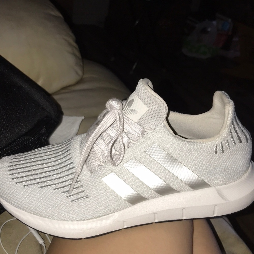 Barely worn addidas shoes